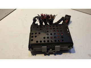   Pojistková skříňka 24431677   Opel Zfira A 2005