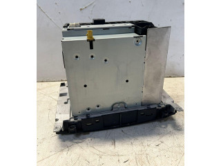 Pojistková skříňka Радио/ проигрыватель / навигация A1699002900, 640940 Mercedes-Benz B W245 2008