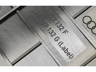 Блок предохранителей 1K0937629A, 1K0937132F Volkswagen Golf Plus