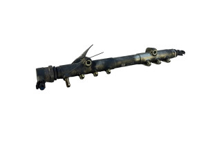 Топливная рампа 30757146, 005424L2   Volvo V70  