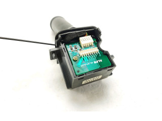 Ручка стеклоочистителей 31268580 Volvo S80