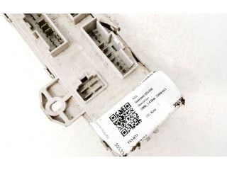 Блок предохранителей     KIA Sorento    