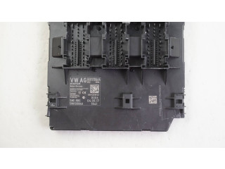 Блок комфорта 5K0937086AA Volkswagen Caddy