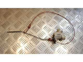 Электрический замок крышки