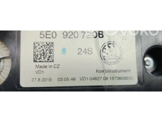 Панель приборов 5E0920720B   Skoda Octavia Mk3 (5E)       