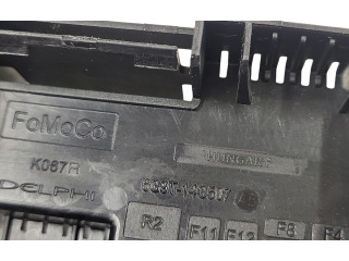 Блок предохранителей 6G9T14C507    Volvo V70   