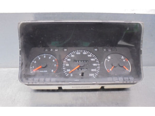 Панель приборов 45392504, 487005 Volvo 440