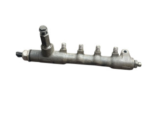 Vstřikovací lišta 55PP05-01, 11265982608 Opel Zafira B