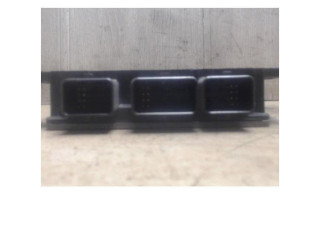 Блок управления двигателя 8201023847, 8201023847 Dacia Logan I