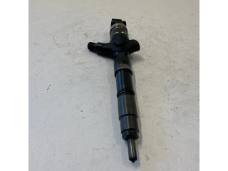 Vstřikovač 2367030320, 12M04023   Toyota Land Cruiser (J120)  pro naftový motor 3.0  