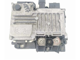 Блок управления 9810858280, 00228085151 Peugeot 2008 I