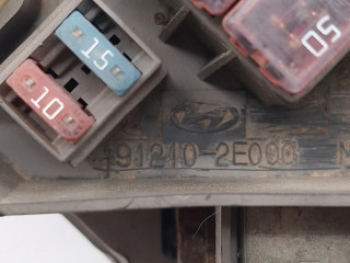   Pojistková skříňka 912102E000, 91210-2E000   Hyundai Tucson JM 2004