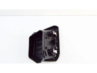 Воздушная решётка окна