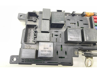 Блок предохранителей 8678449, 518788104 Volvo S80