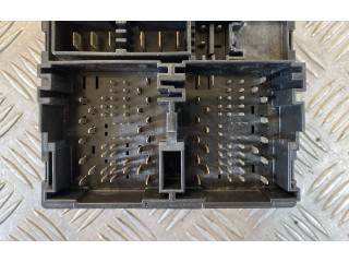 Блок предохранителей 68068355AB, 13211450   Fiat Freemont    