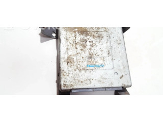 Блок управления двигателя Z57318881   Mazda 323