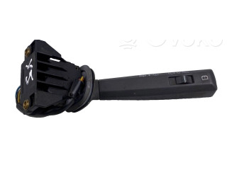 Ручка стеклоочистителей    Volvo V70