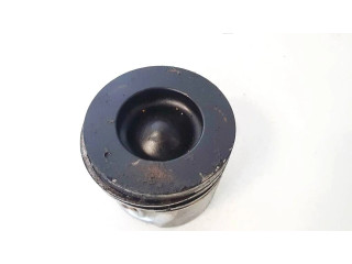 Píst p252, 5p04b KIA Carens I pro naftový motor 2.0