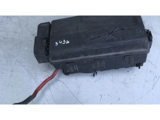 Блок предохранителей  13275884   Opel Insignia A    