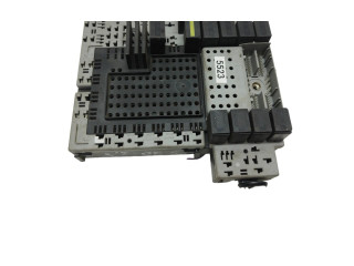 Блок предохранителей 8676285, 8645719   Volvo S80