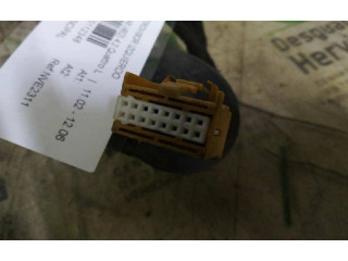 Zpětné zrcátko  Audi A8 S8 D3 4E 2004  0050058  