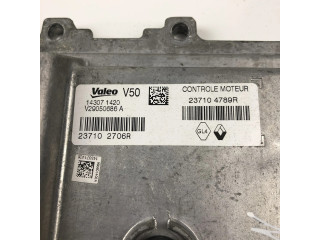 Блок управления двигателя 237104789R   Renault Clio IV