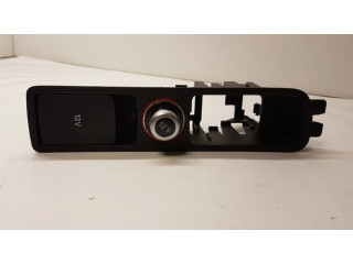 12 V гнездо (сзади)