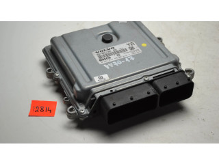 Блок управления двигателя 30785100, 1039S18372   Volvo V70