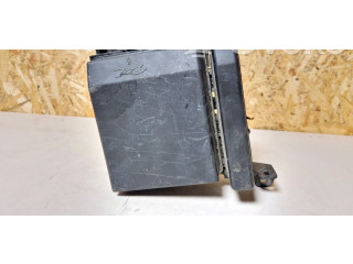 Блок предохранителей Mn124324 Mitsubishi Outlander