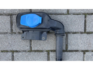 Langų skysčio bakelio užpylimo vamzdelis