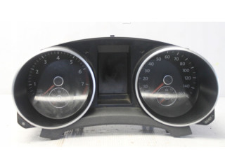 Панель приборов 5K0920960F Volkswagen Golf VI