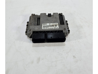 Блок управления двигателем Блок управления 0281018699, 55247020   Opel Combo D