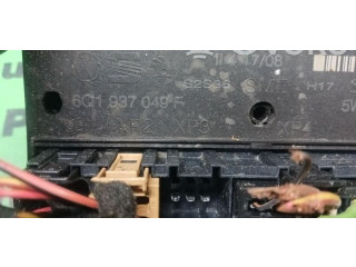 Блок предохранителей 6Q1937049F, 6Q1937049F. Skoda Fabia Mk1 (6Y)