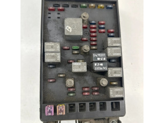 Блок предохранителей  153283007, 17011322   Chevrolet TrailBlazer    