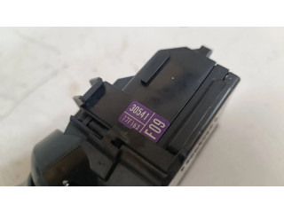 Ручка стеклоочистителей 3054117F163 Lexus IS 220D-250-350