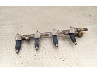 Vstřikovač 232500J010 Toyota Yaris -