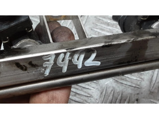 Vstřikovač 143894902, 1427240   BMW 5 E39  pro benzínový motor 2.2 M54B22 