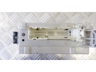 Блок предохранителей 8273050470 Lexus LS 460 - 600H