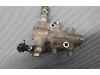 Vstřikovací lišta 057130763h Audi A8 S8 D3 4E