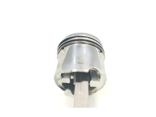 Поршень с шатуном M9R760 Nissan X-Trail T31