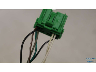 Зеркало электрическое Volvo V70 2005 - 2008 года