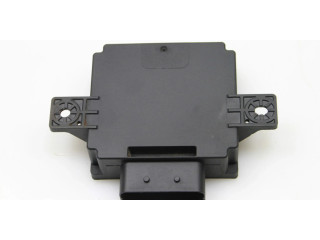 Блок управления PE0318572 Mazda CX-3