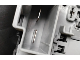 Pojistková skříňka 13800159, 6G9T14B192AA Volvo V60 2011