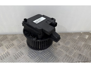 Вентилятор печки 4M1820021B Audi Q5 SQ5