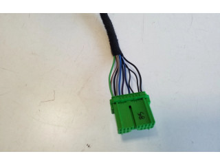 Зеркало электрическое        Volvo V40 Cross country  2013 -  года   