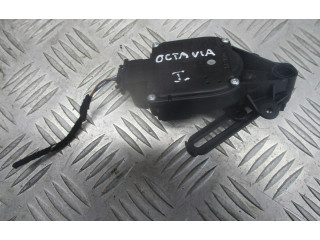 Блок комфорта 1J0907511 Skoda Octavia Mk1 (1U)