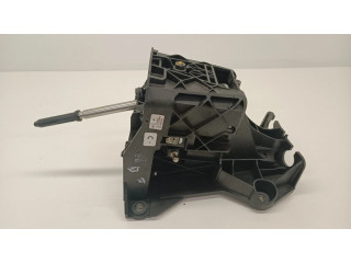 Механизм переключения передач (кулиса) (в салоне)