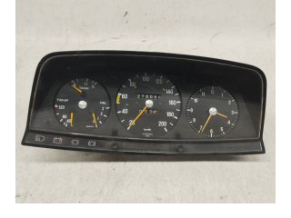 Панель приборов 1235420901, 0105422706   Mercedes-Benz W123       