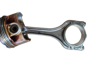  Поршень  4E107065FA, 4E198401D  Audi A3 S3 8V  