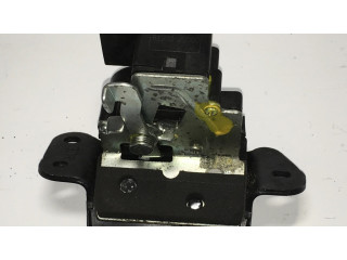 Zámek zadních dveří 812302S000 Hyundai ix35 2012